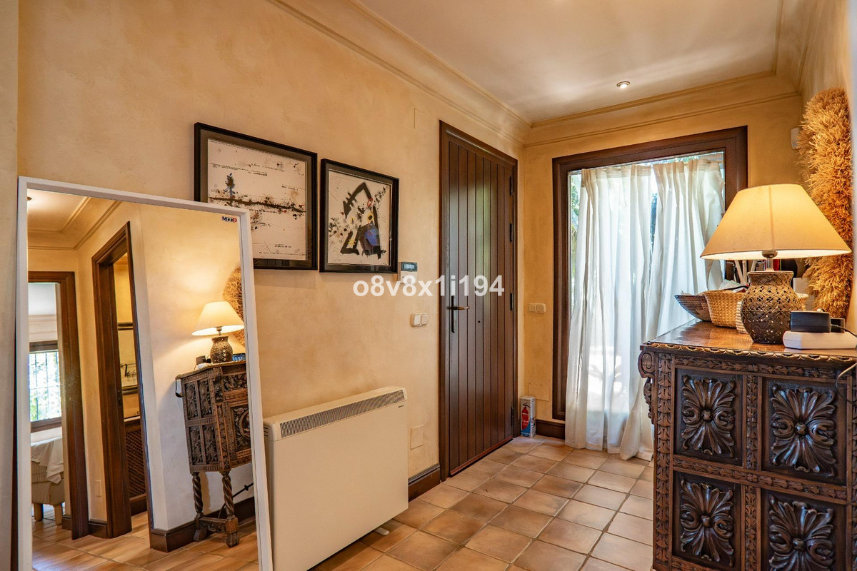 2 Bed Townhouse for sale in Marbella Costa Del Sol, Málaga, Spain