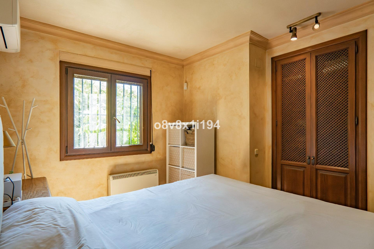 2 Bed Townhouse for sale in Marbella Costa Del Sol, Málaga, Spain