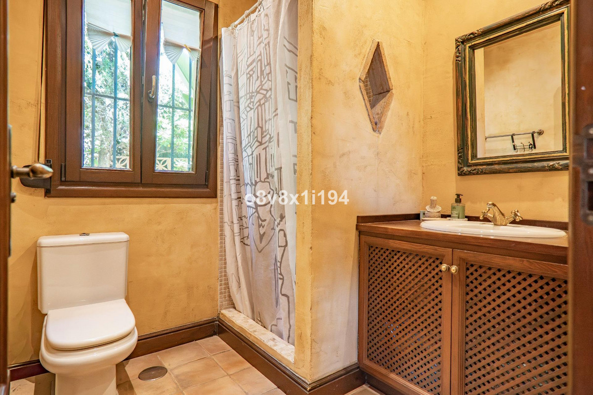 2 Bed Townhouse for sale in Marbella Costa Del Sol, Málaga, Spain