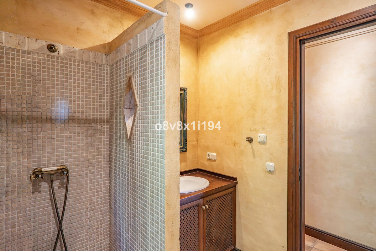 2 Bed Townhouse for sale in Marbella Costa Del Sol, Málaga, Spain