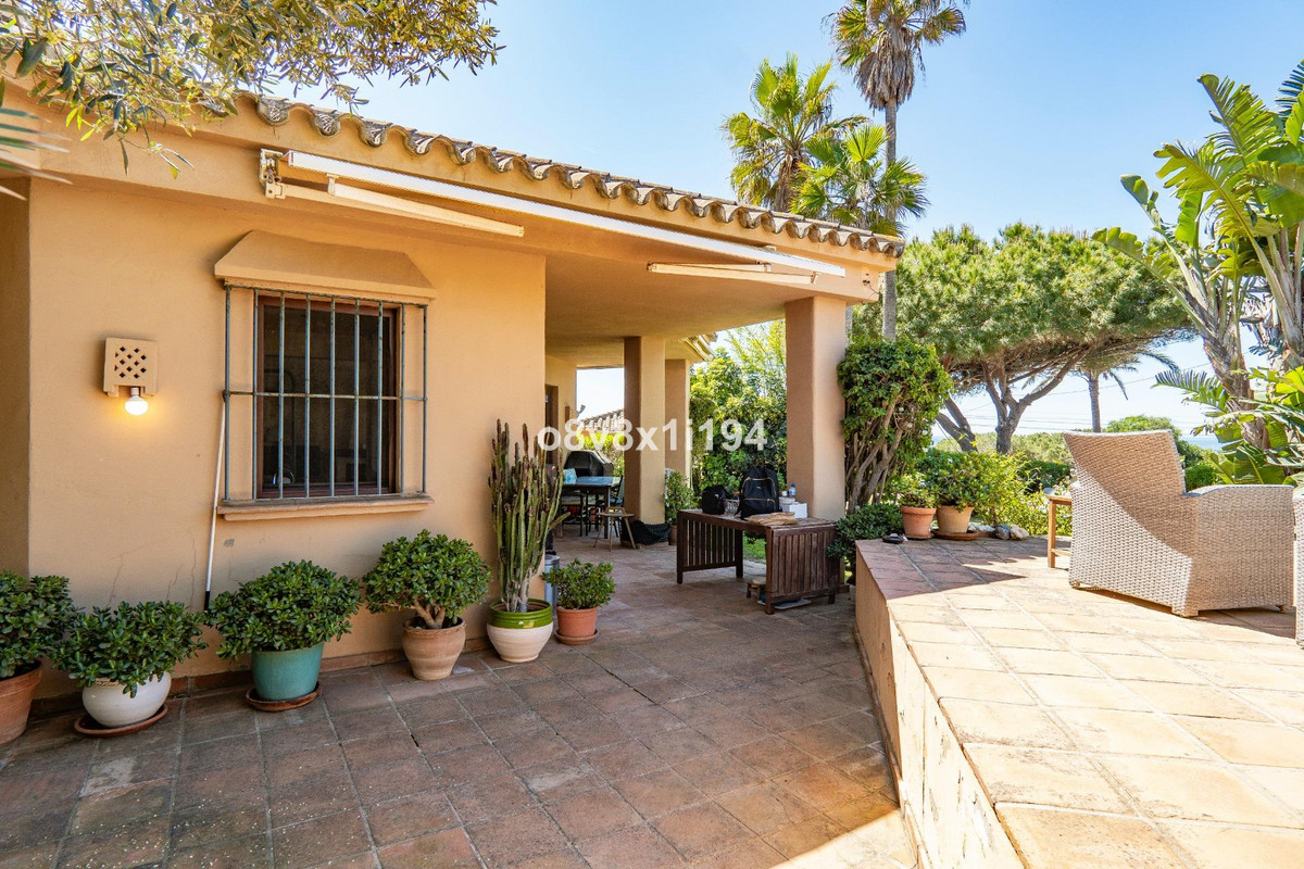 2 Bed Townhouse for sale in Marbella Costa Del Sol, Málaga, Spain