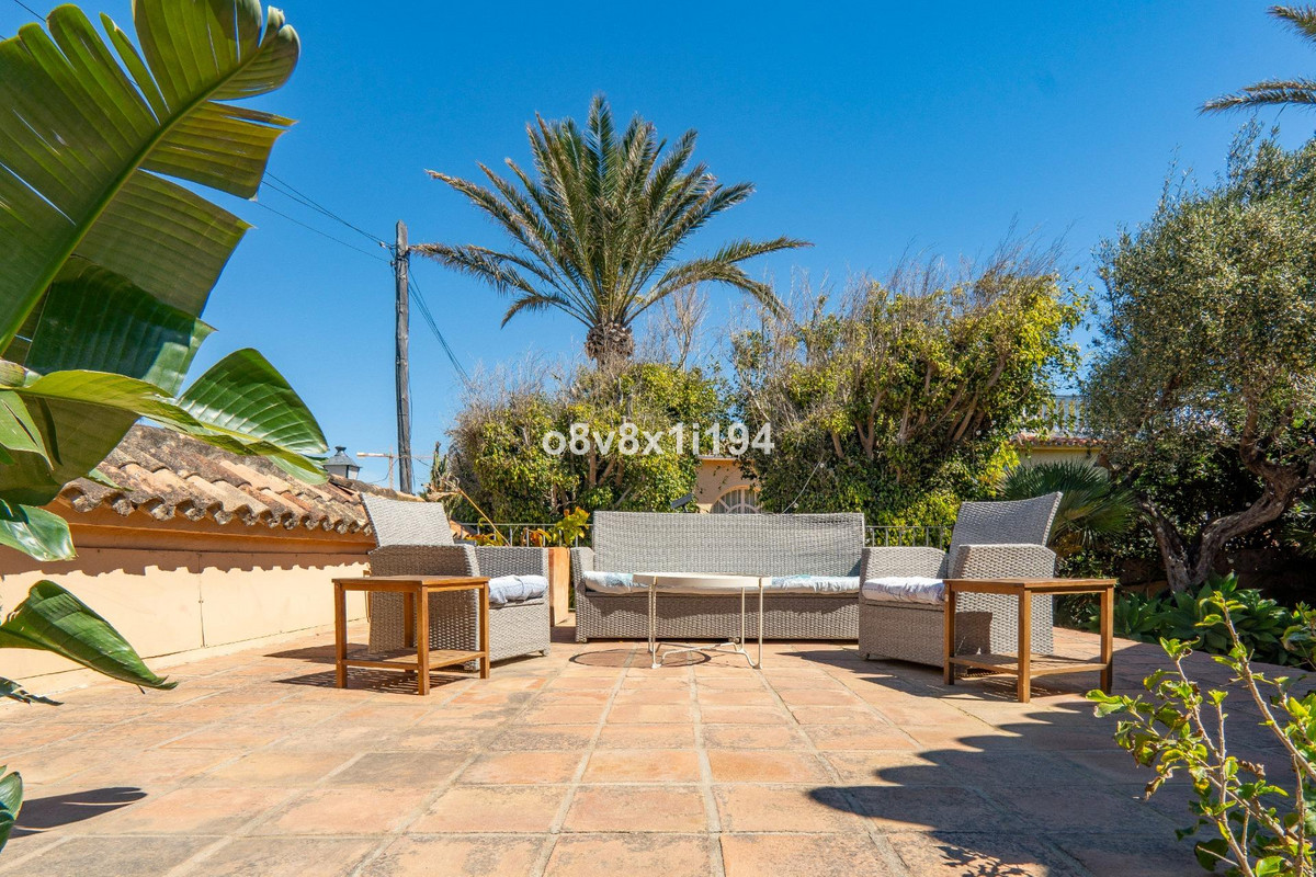 2 Bed Townhouse for sale in Marbella Costa Del Sol, Málaga, Spain