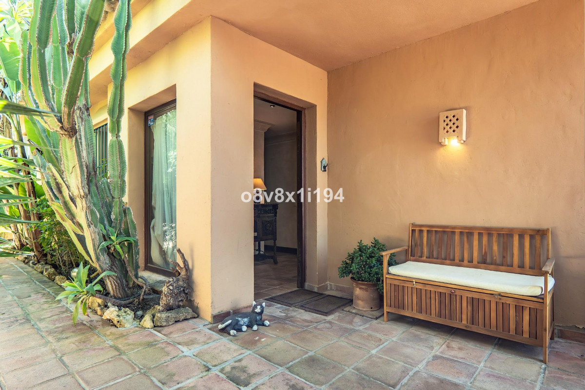 2 Bed Townhouse for sale in Marbella Costa Del Sol, Málaga, Spain
