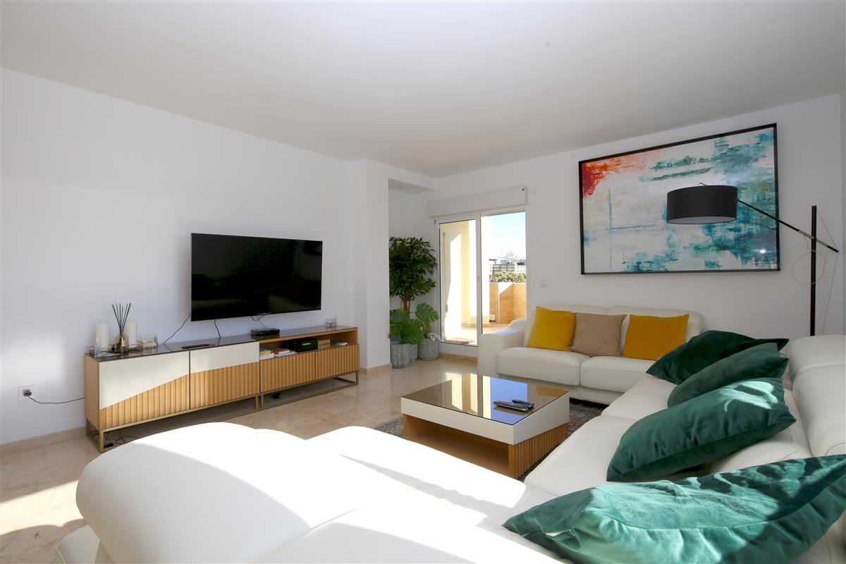 2 Bed Apartment for sale in Estepona Costa Del Sol, Málaga, Spain