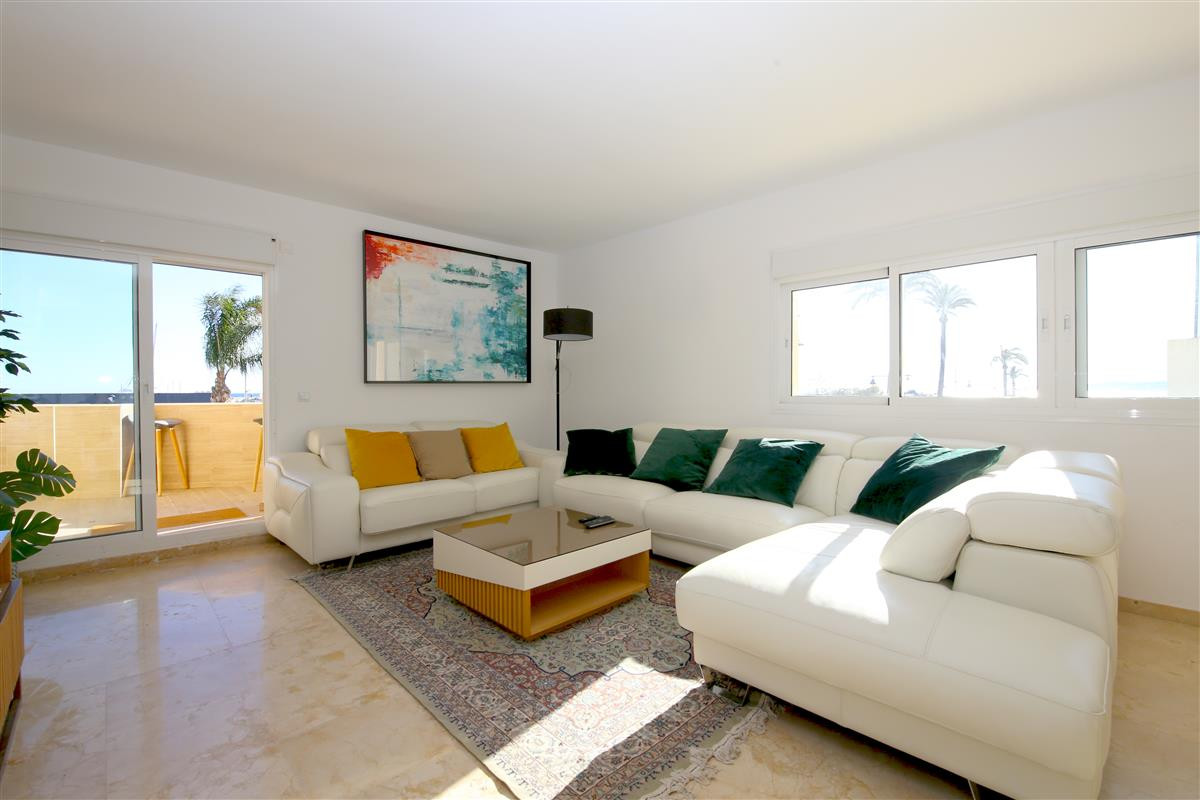 2 Bed Apartment for sale in Estepona Costa Del Sol, Málaga, Spain
