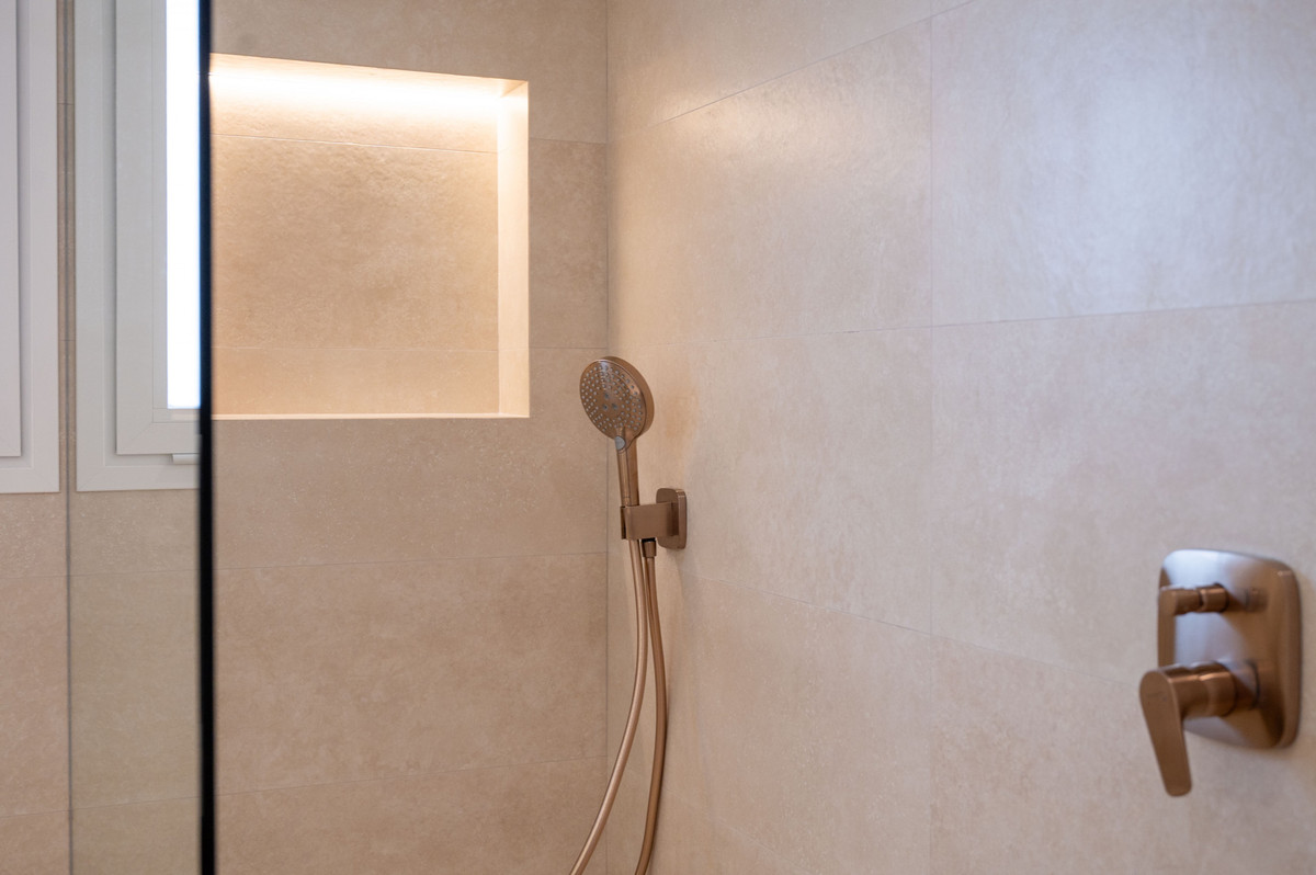 Se vende Apartamento Planta Media de 3 dormitorios en Costa Del Sol, Málaga, España