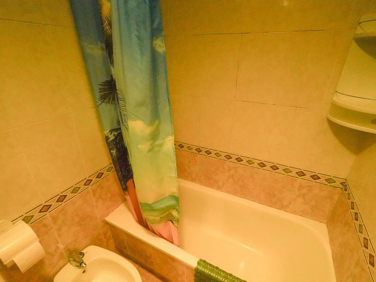 Se vende Apartamento Planta Media de 2 dormitorios en Costa Blanca, Alicante, España