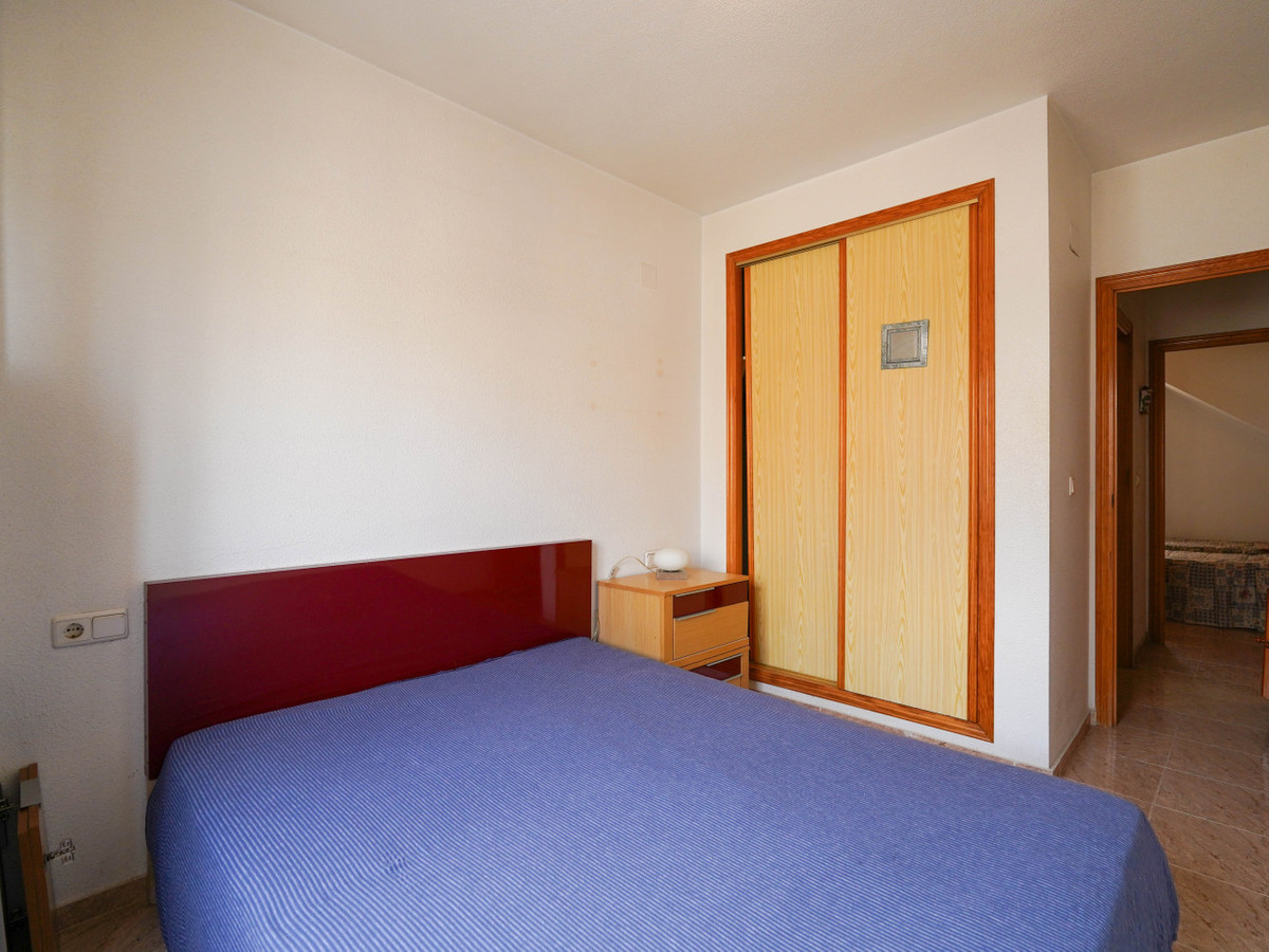 Se vende Apartamento Planta Media de 2 dormitorios en Costa Blanca, Alicante, España