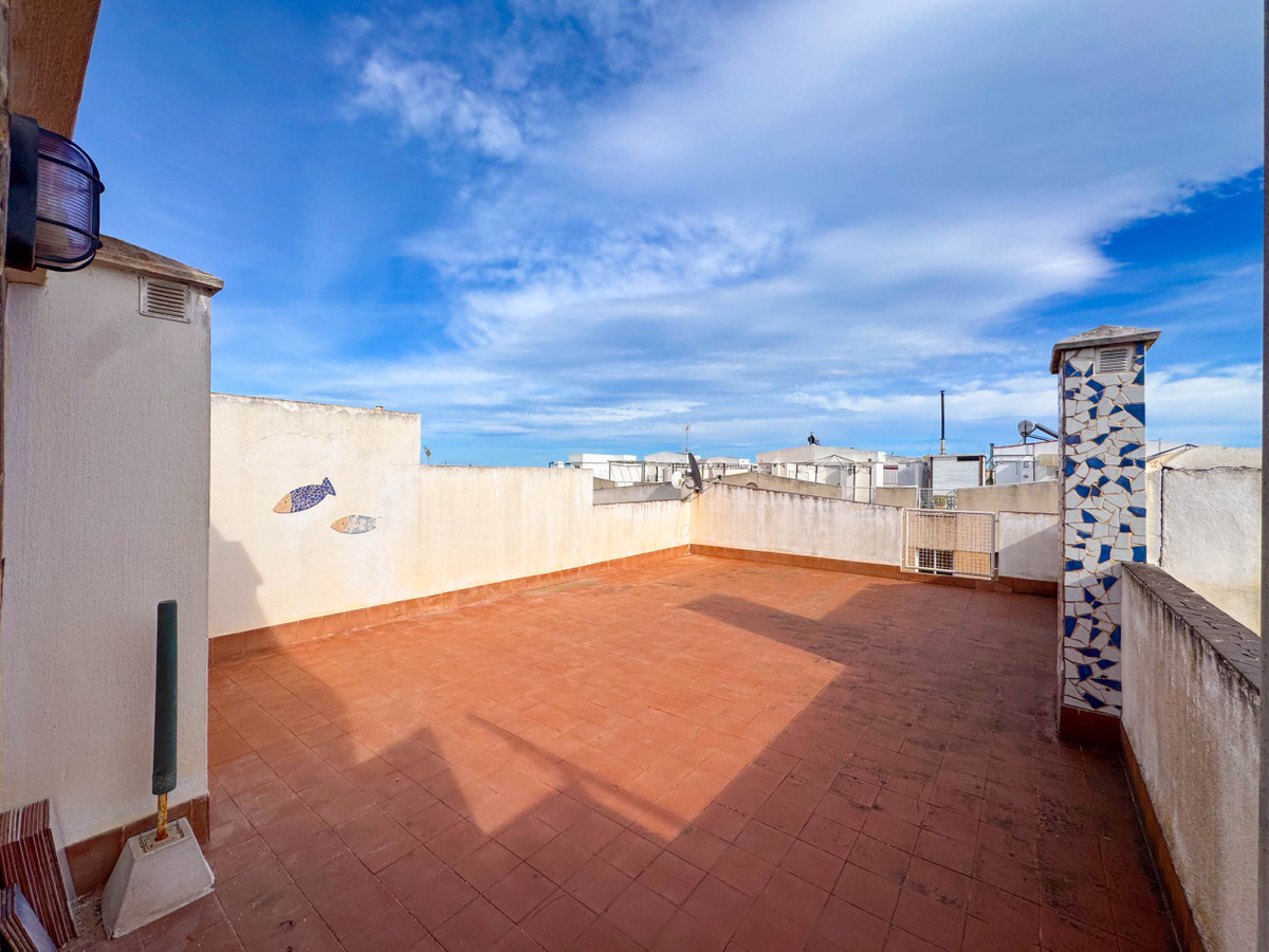 Se vende Apartamento Planta Media de 2 dormitorios en Costa Blanca, Alicante, España