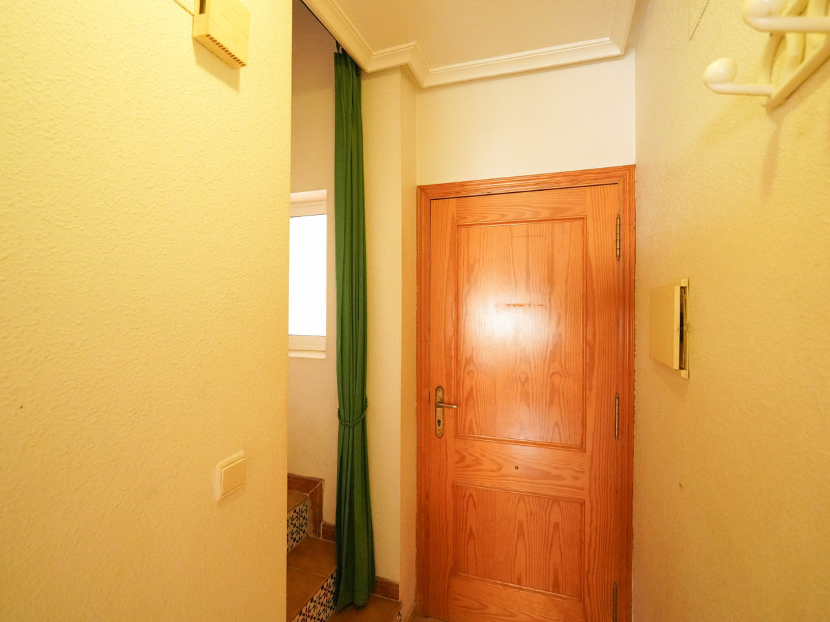Se vende Apartamento Planta Media de 2 dormitorios en Costa Blanca, Alicante, España