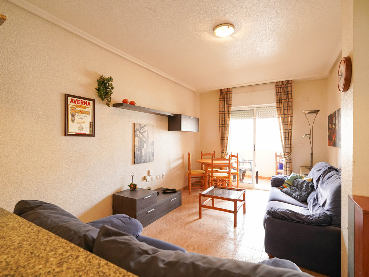 Se vende Apartamento Planta Media de 2 dormitorios en Costa Blanca, Alicante, España