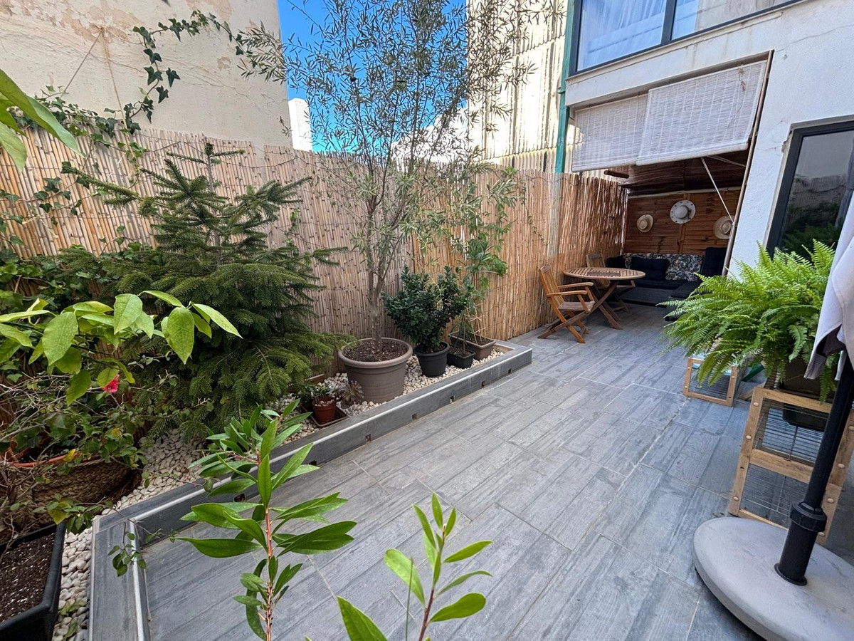 Se vende Apartamento Planta Baja de 4 dormitorios en Costa Blanca, Alicante, España