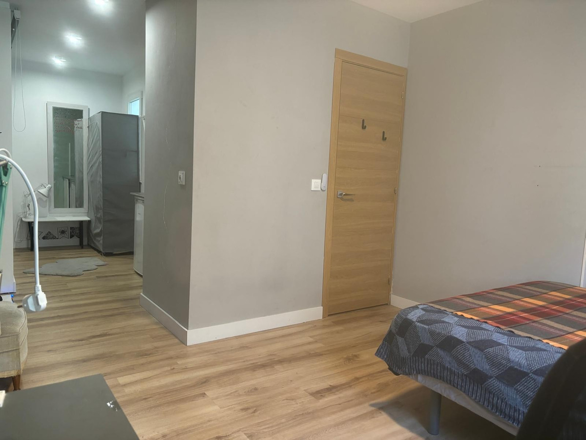 Se vende Apartamento Planta Baja de 4 dormitorios en Costa Blanca, Alicante, España