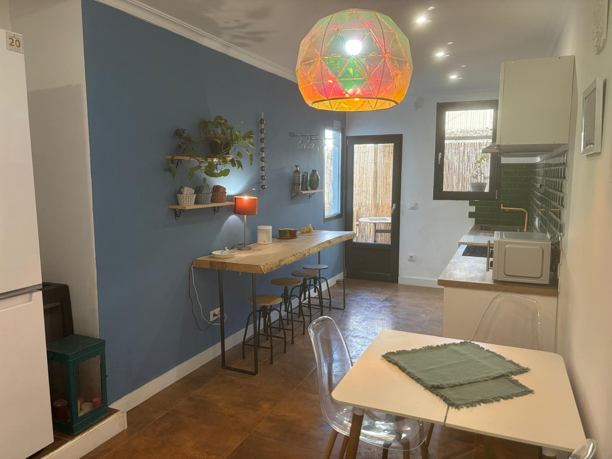 Se vende Apartamento Planta Baja de 4 dormitorios en Costa Blanca, Alicante, España