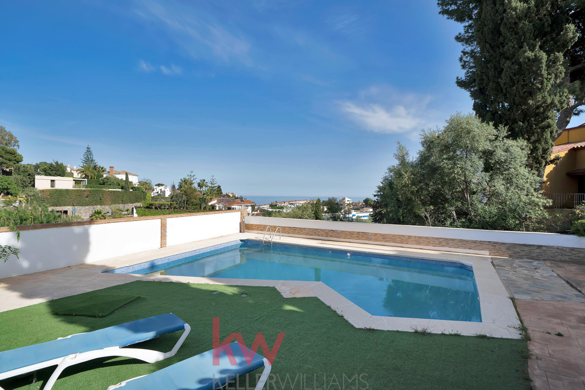 6 Bed Townhouse for sale in Málaga Costa Del Sol, Málaga, Spain