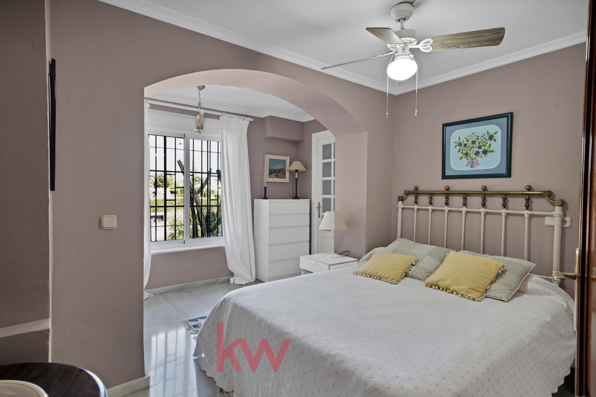 6 Bed Townhouse for sale in Málaga Costa Del Sol, Málaga, Spain