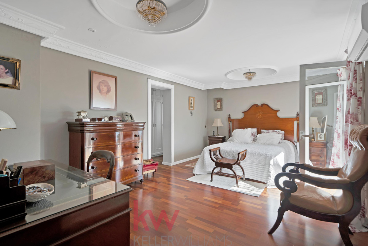 6 Bed Townhouse for sale in Málaga Costa Del Sol, Málaga, Spain