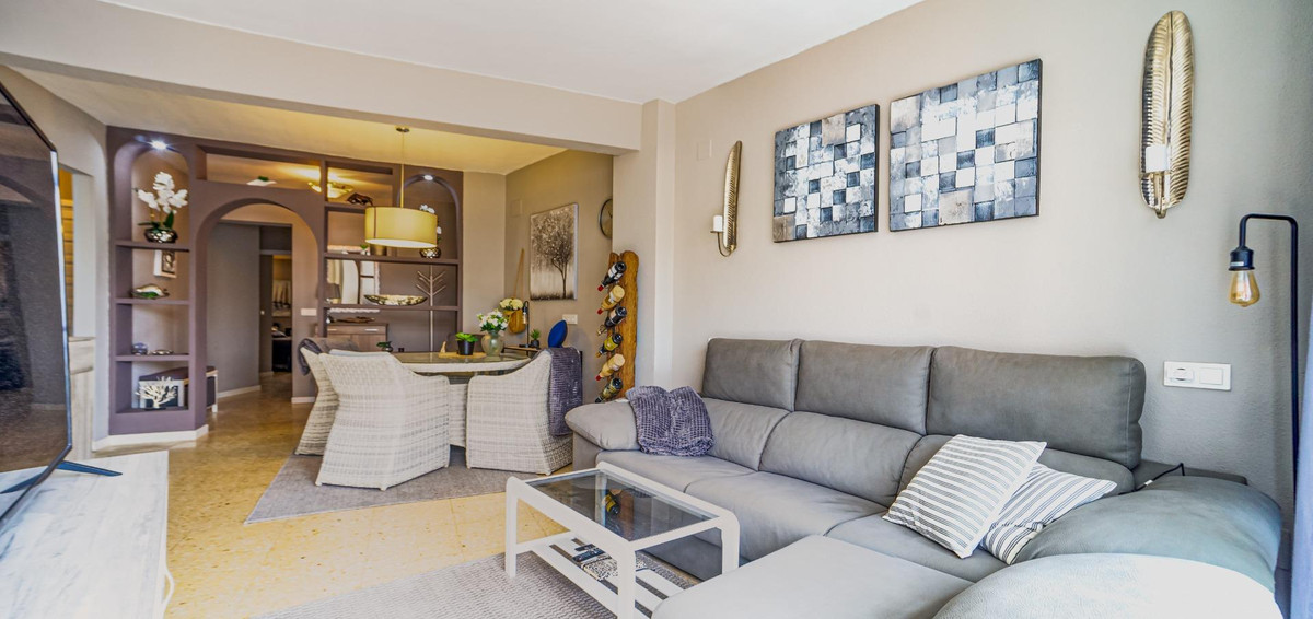 Se vende Apartamento Planta Media de 3 dormitorios en Costa Blanca, Alicante, España