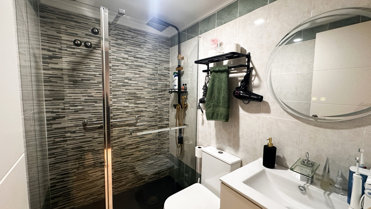 3 Bed Apartment for sale in Torrevieja Costa Blanca, Alicante, Spain
