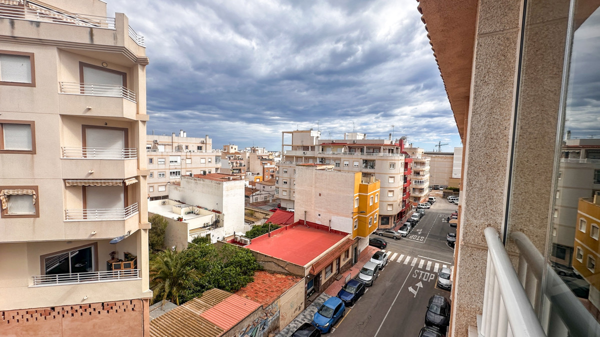 3 Bed Apartment for sale in Torrevieja Costa Blanca, Alicante, Spain