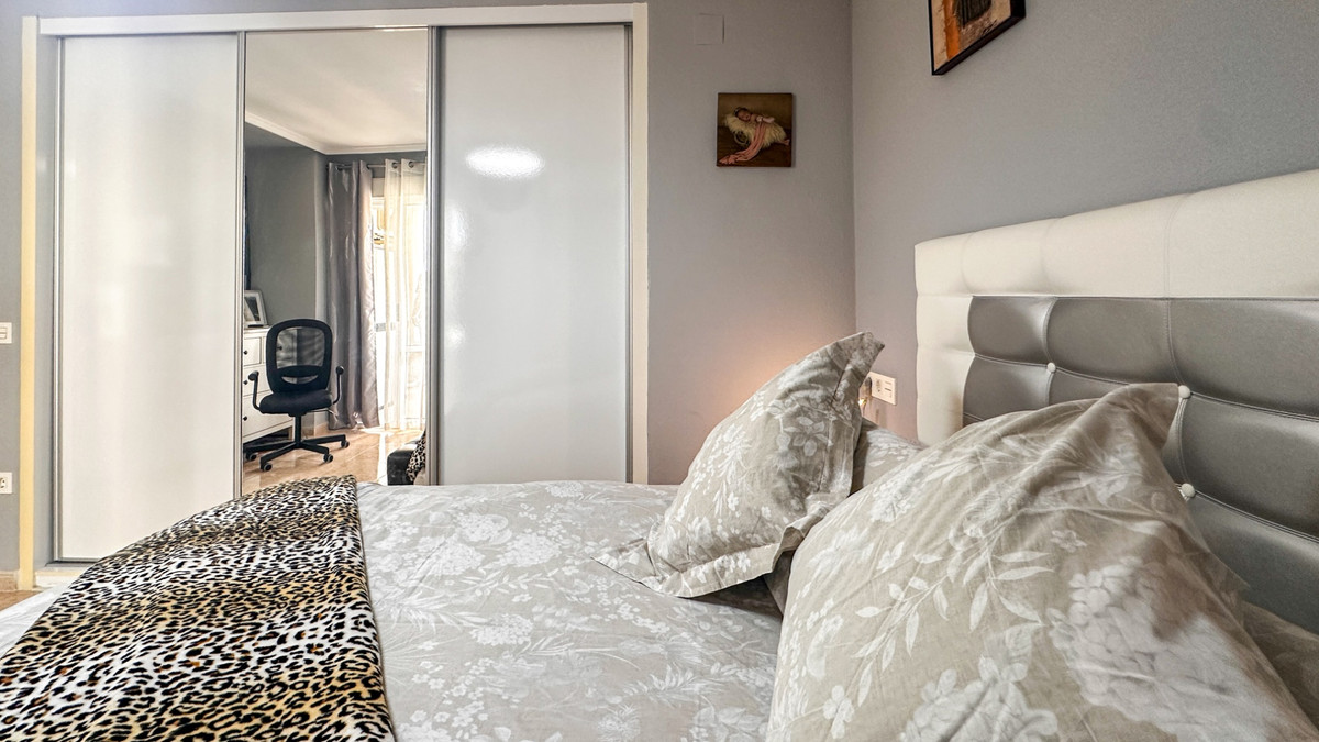 3 Bed Apartment for sale in Torrevieja Costa Blanca, Alicante, Spain