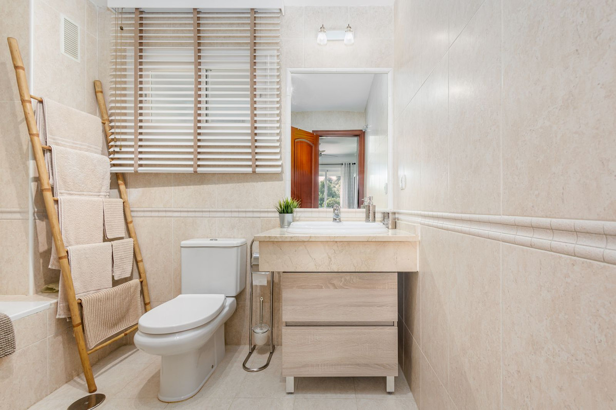 Se vende Adosada de 3 dormitorios en Costa Del Sol, Málaga, España