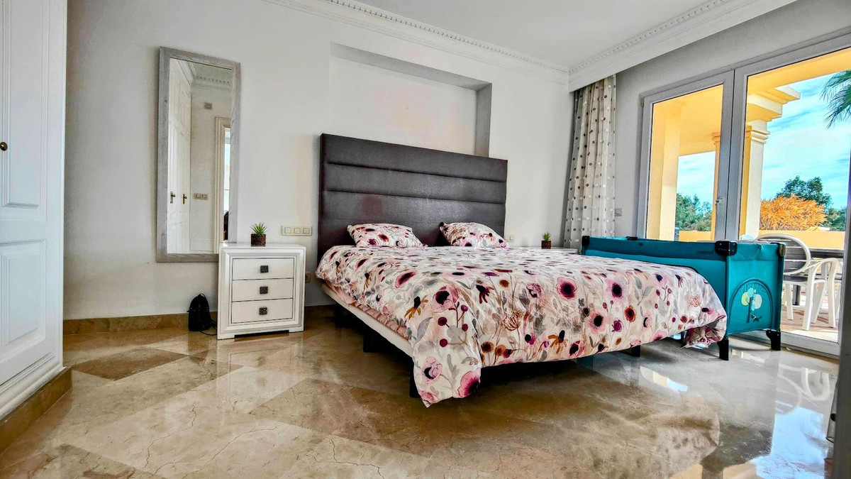 Se vende Apartamento Planta Baja de 3 dormitorios en Costa Del Sol, Málaga, España