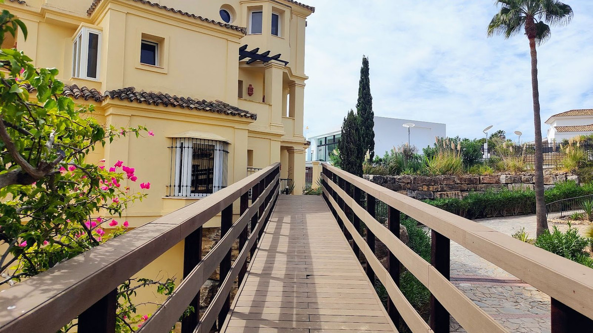 Se vende Apartamento Planta Baja de 3 dormitorios en Costa Del Sol, Málaga, España