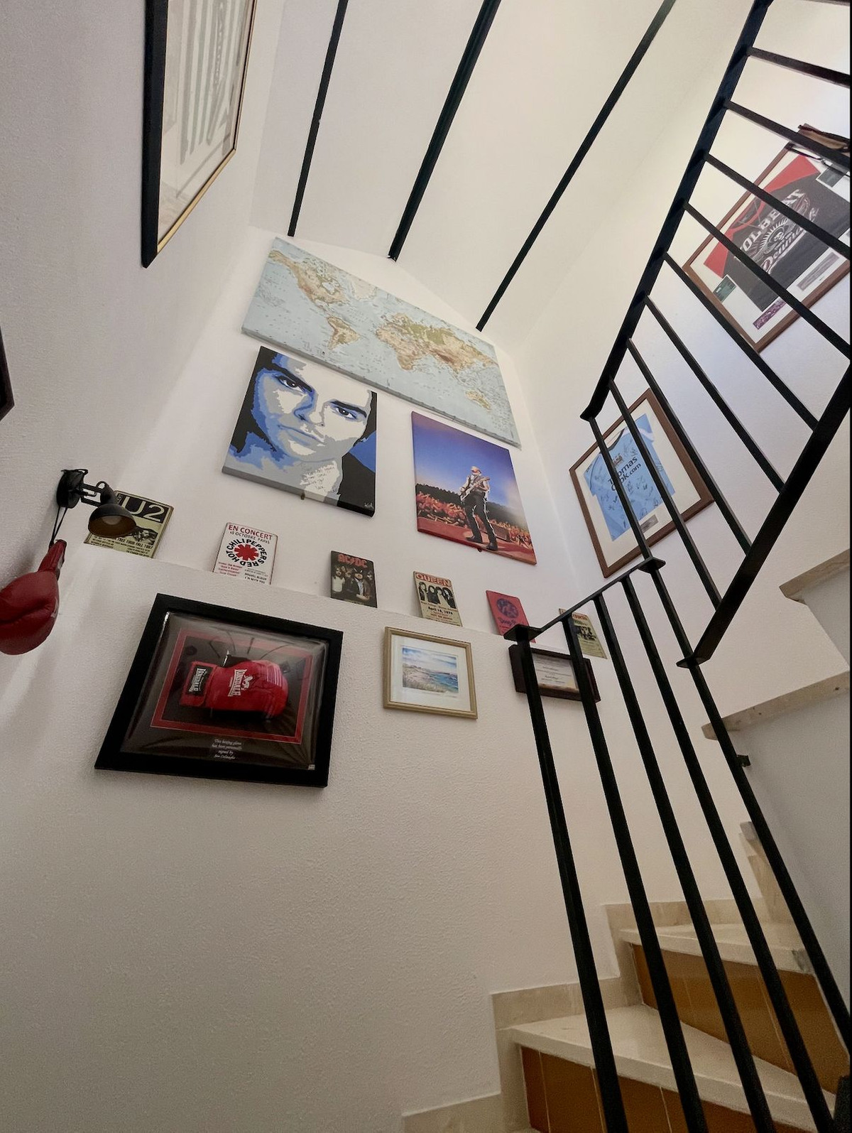 3 Bed Townhouse for sale in La Duquesa Costa Del Sol, Málaga, Spain