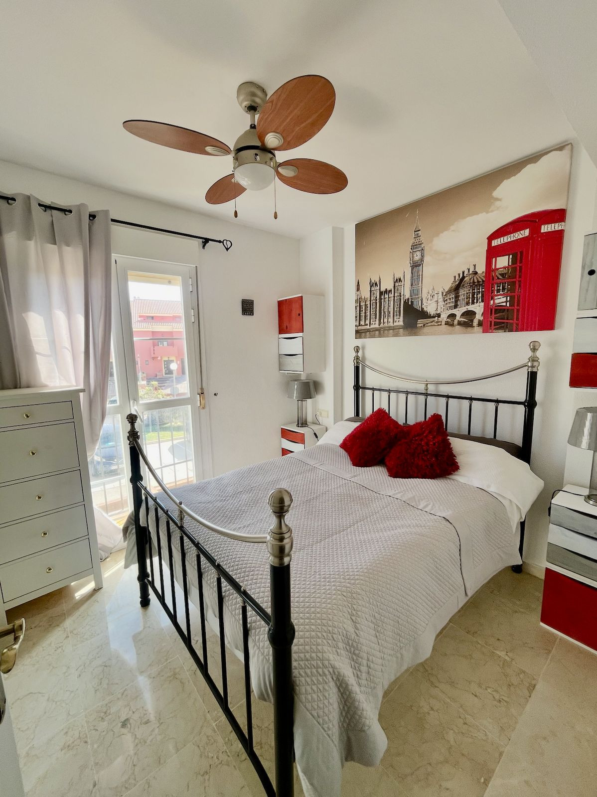 3 Bed Townhouse for sale in La Duquesa Costa Del Sol, Málaga, Spain