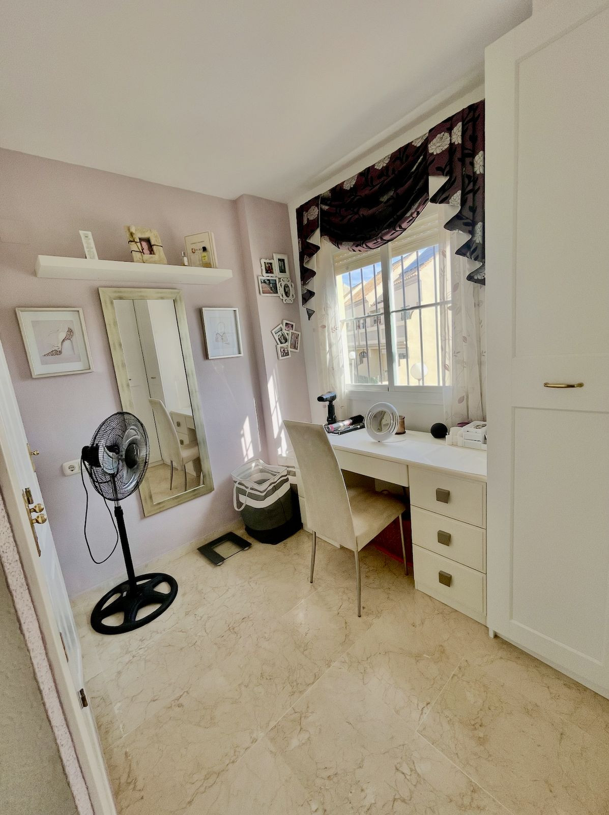 3 Bed Townhouse for sale in La Duquesa Costa Del Sol, Málaga, Spain