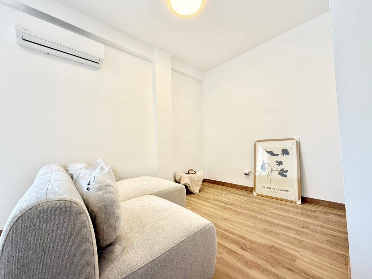 2 Bed Apartment for sale in Arroyo De La Miel Costa Del Sol, Málaga, Spain