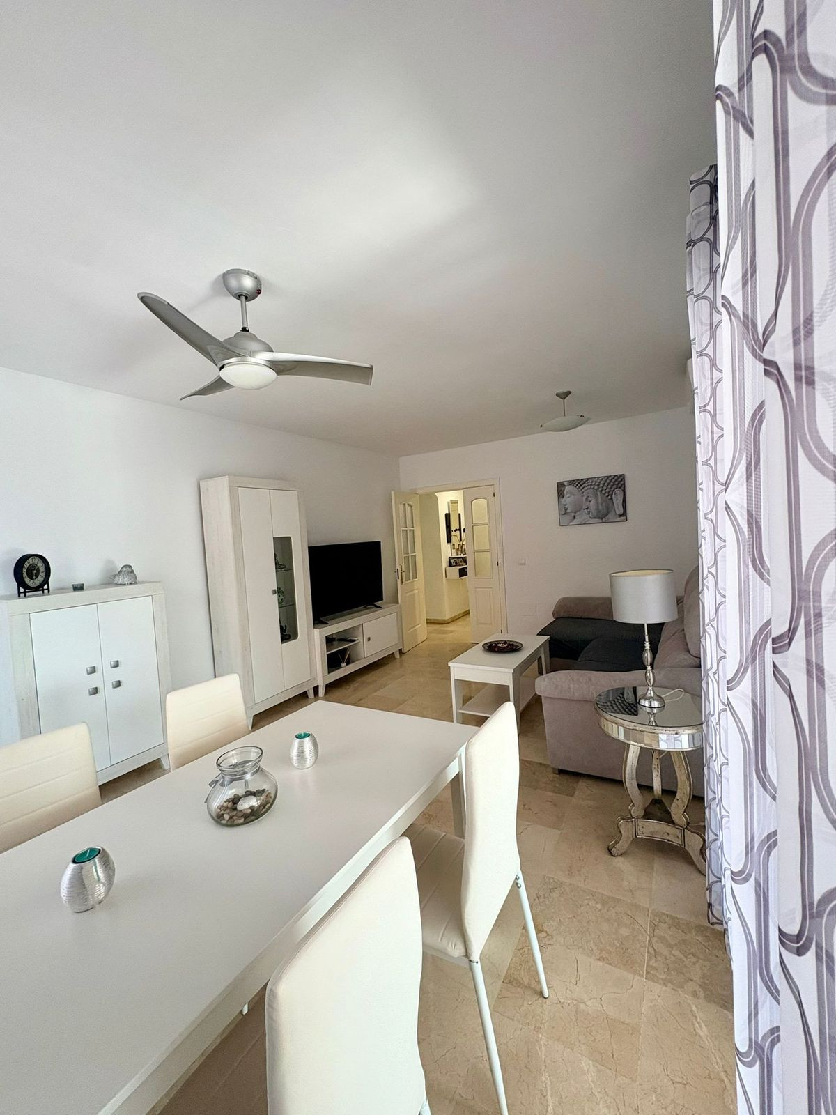 Se vende Apartamento Planta Baja de 3 dormitorios en Costa Del Sol, Málaga, España