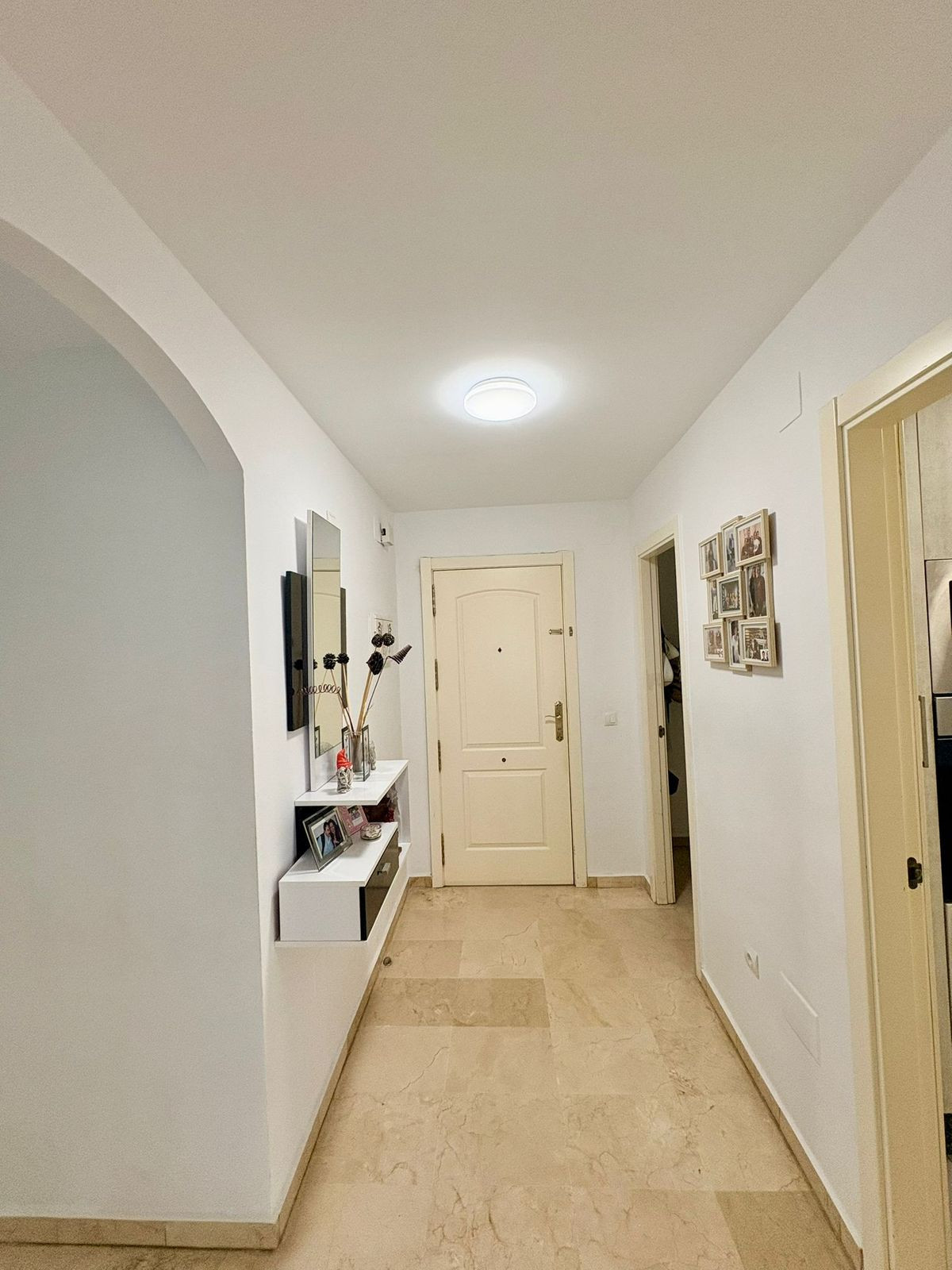 Se vende Apartamento Planta Baja de 3 dormitorios en Costa Del Sol, Málaga, España