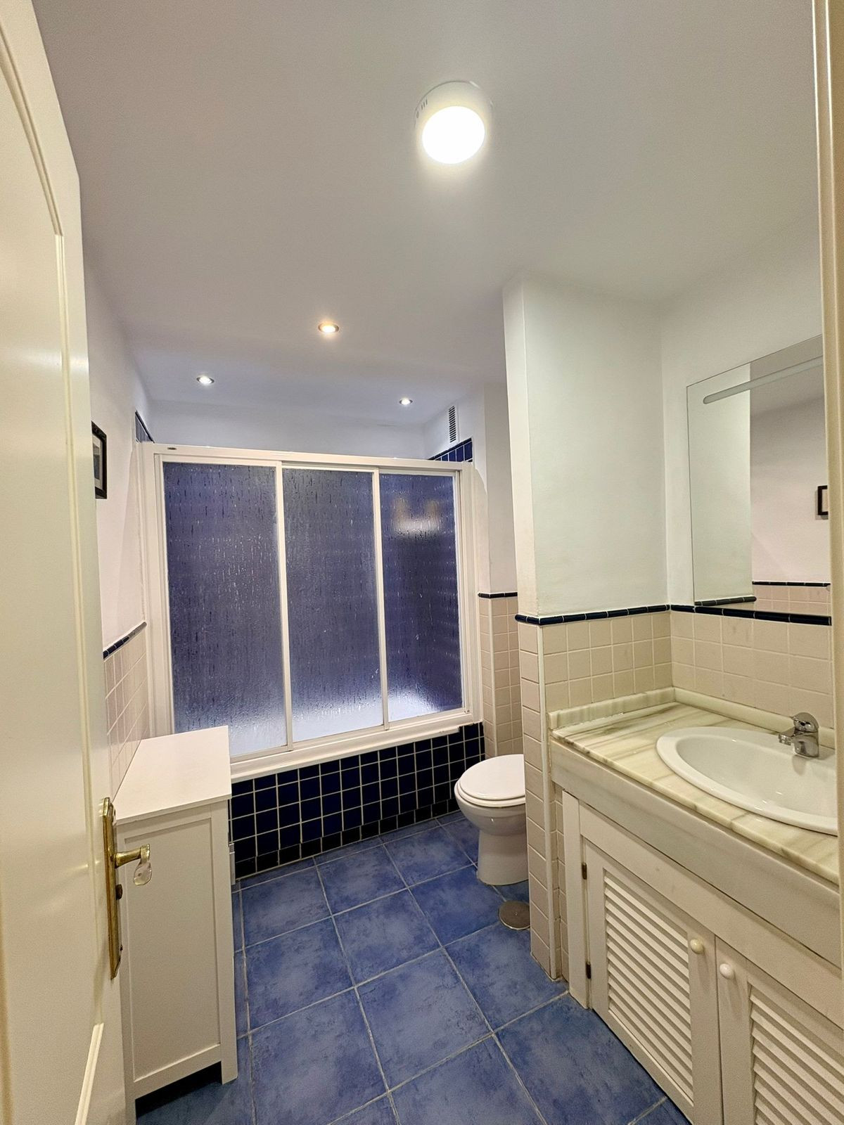 Se vende Apartamento Planta Baja de 3 dormitorios en Costa Del Sol, Málaga, España