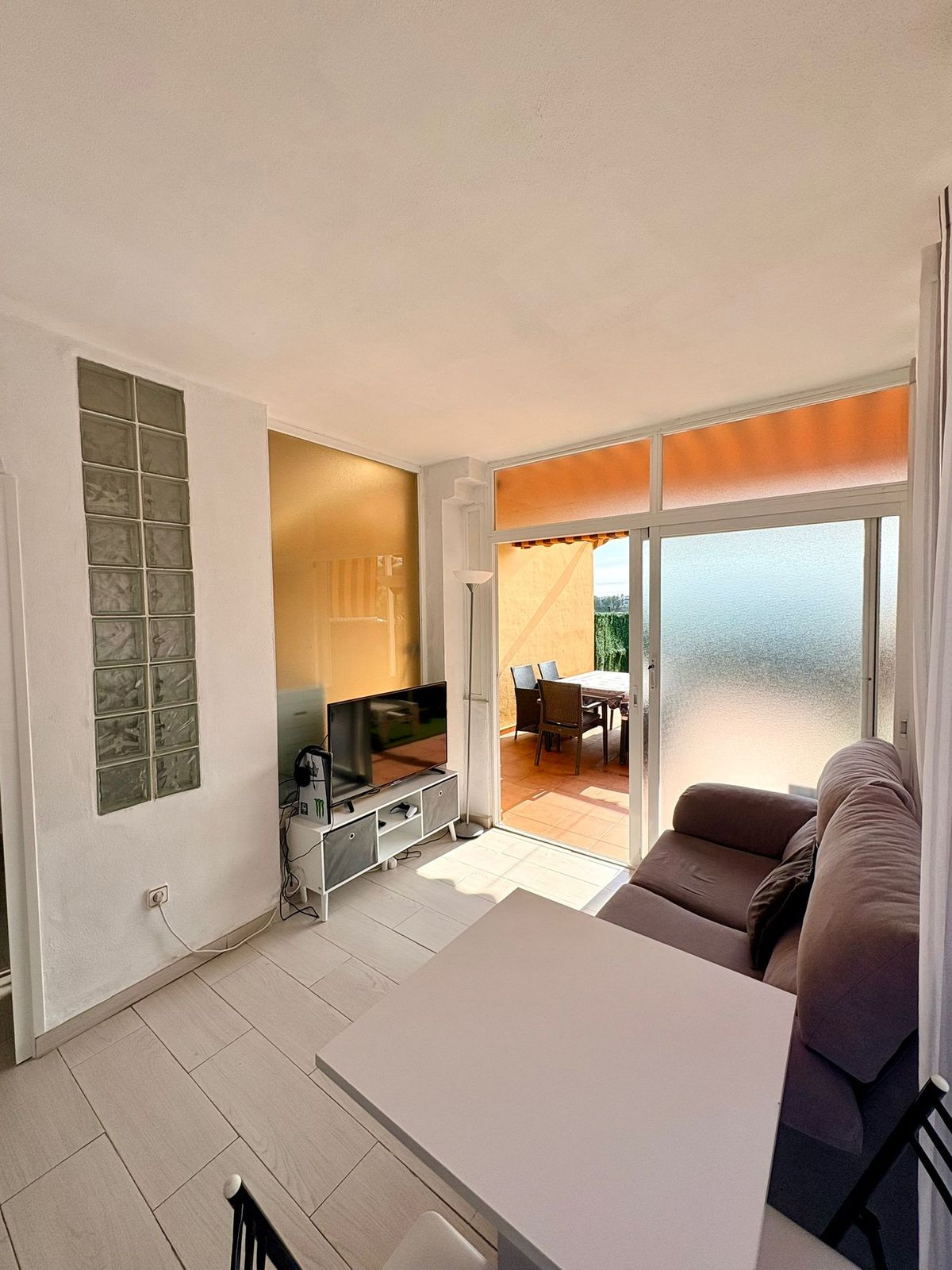 Se vende Apartamento Planta Baja de 3 dormitorios en Costa Del Sol, Málaga, España