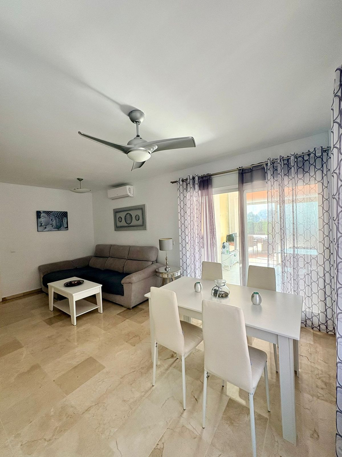 Se vende Apartamento Planta Baja de 3 dormitorios en Costa Del Sol, Málaga, España