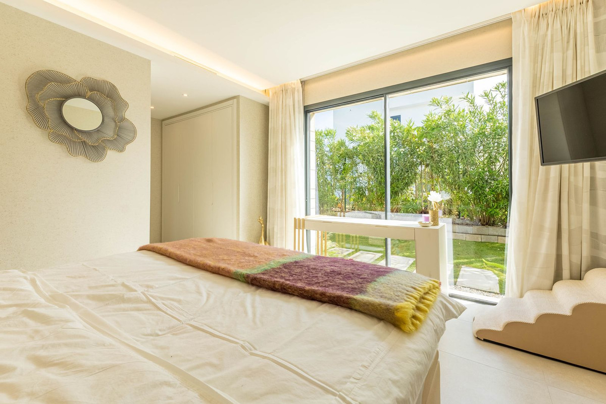 7 Bed Townhouse for sale in La Cala Golf Costa Del Sol, Málaga, Spain