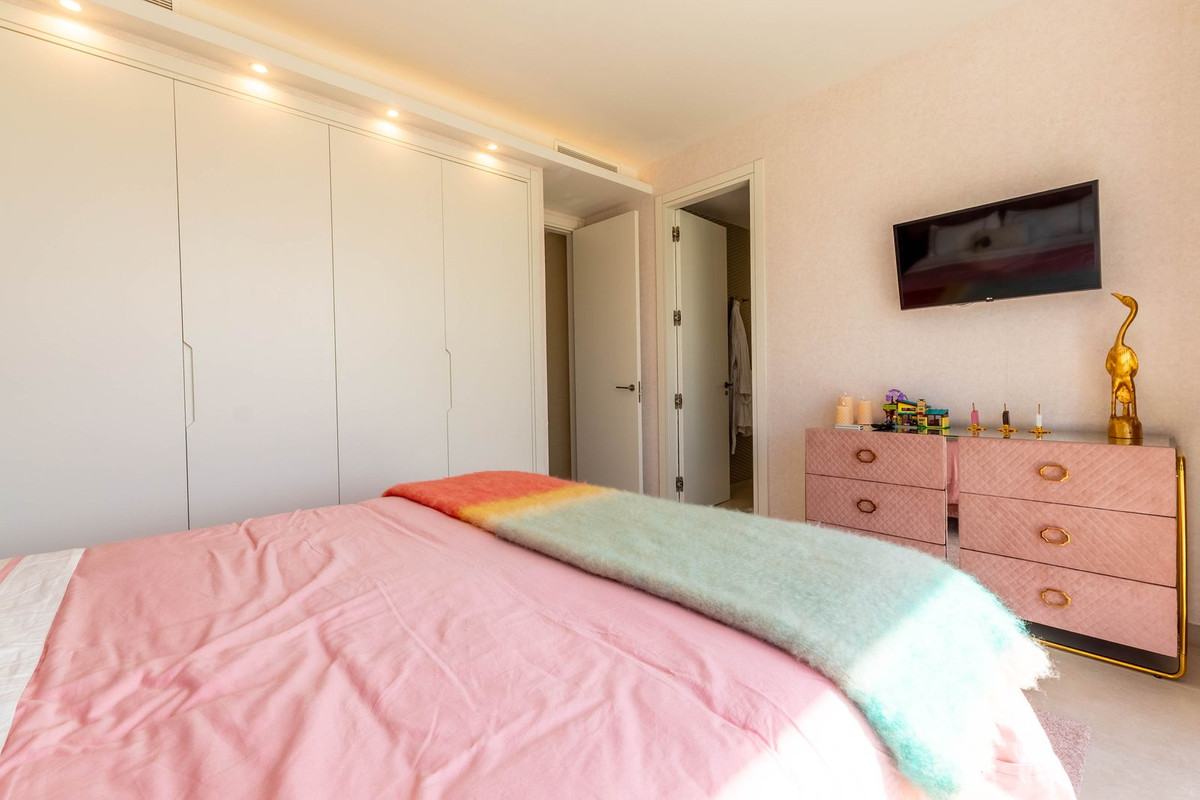7 Bed Townhouse for sale in La Cala Golf Costa Del Sol, Málaga, Spain