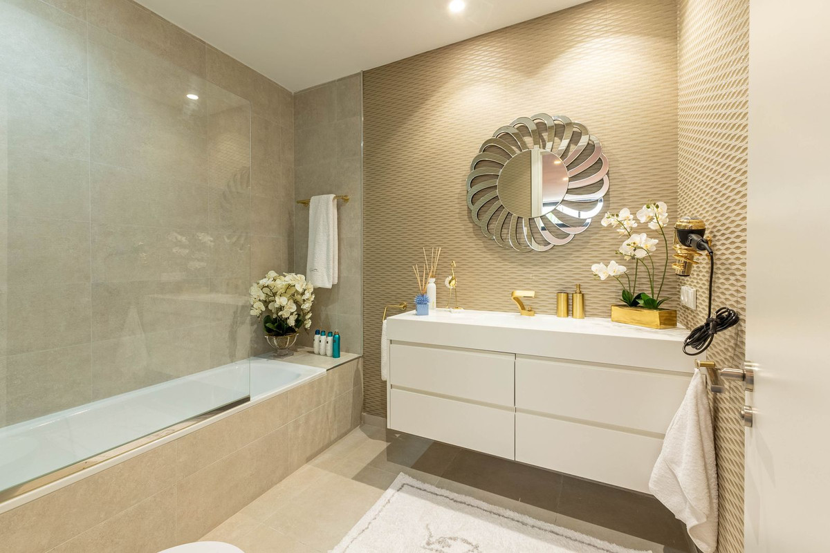 7 Bed Townhouse for sale in La Cala Golf Costa Del Sol, Málaga, Spain