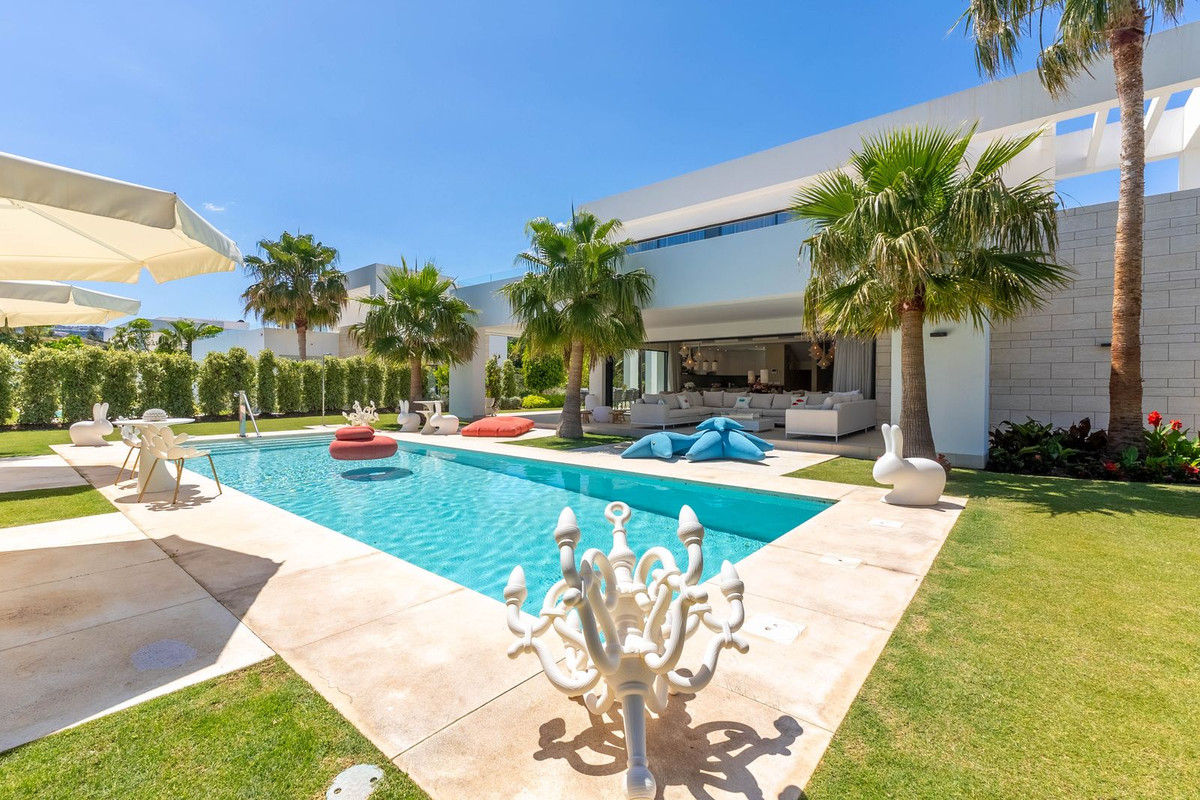 7 Bed Townhouse for sale in La Cala Golf Costa Del Sol, Málaga, Spain