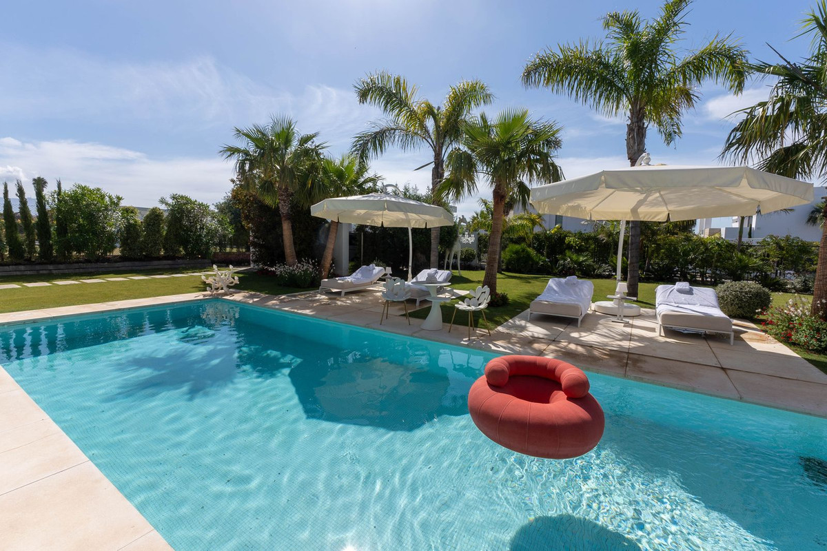 7 Bed Townhouse for sale in La Cala Golf Costa Del Sol, Málaga, Spain