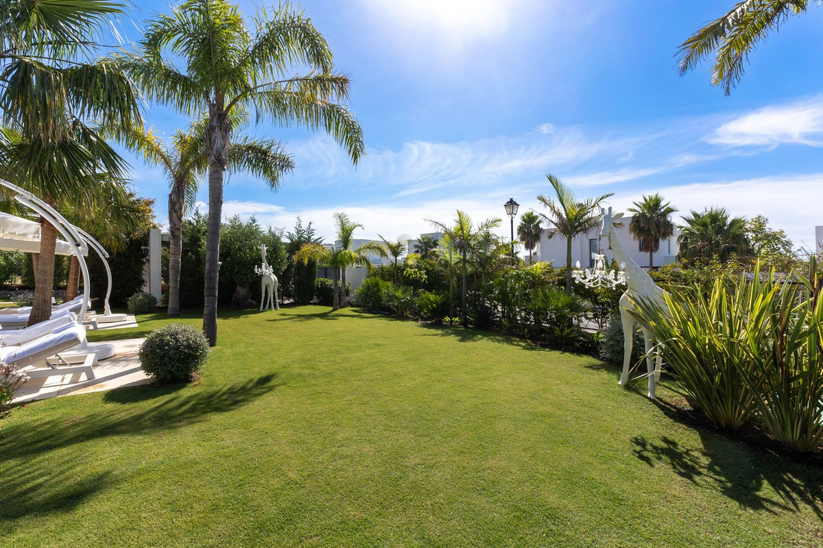 7 Bed Townhouse for sale in La Cala Golf Costa Del Sol, Málaga, Spain