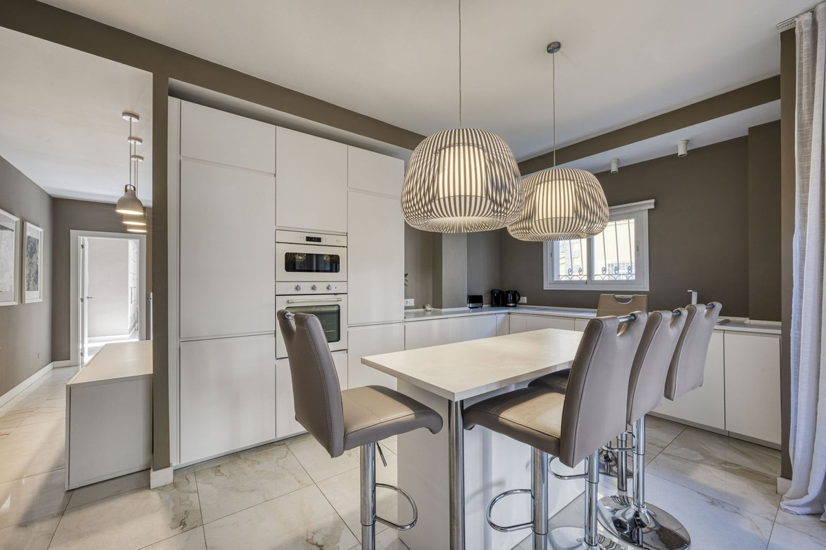 Se vende Apartamento Planta Baja de 3 dormitorios en Costa Del Sol, Málaga, España