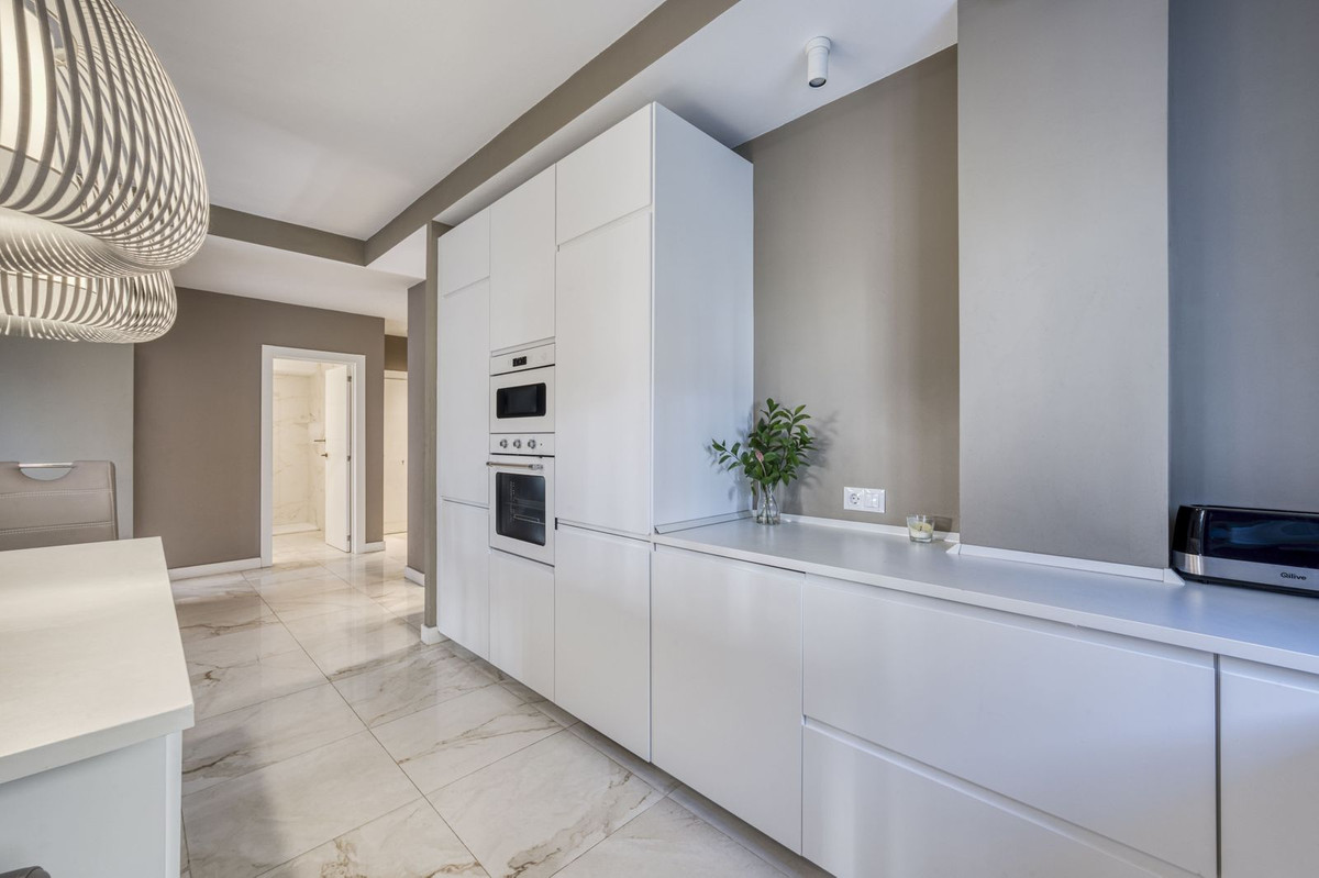 Se vende Apartamento Planta Baja de 3 dormitorios en Costa Del Sol, Málaga, España