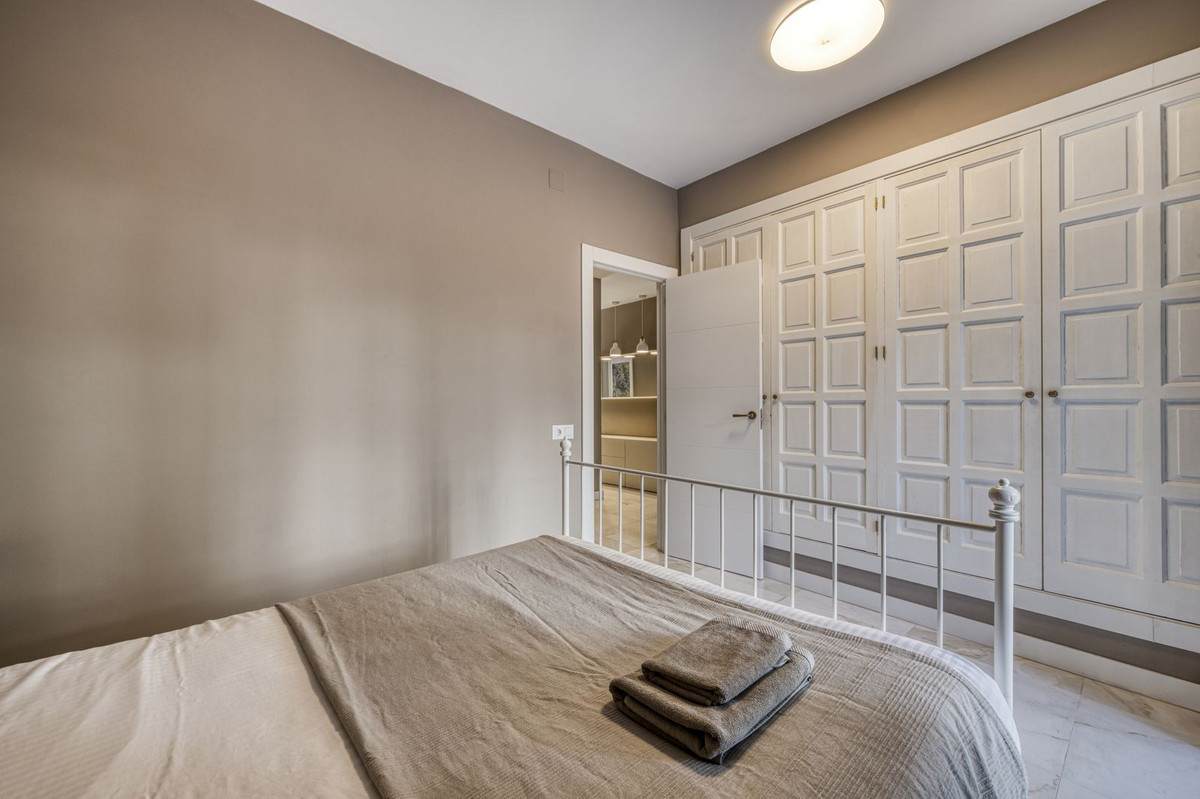 Se vende Apartamento Planta Baja de 3 dormitorios en Costa Del Sol, Málaga, España