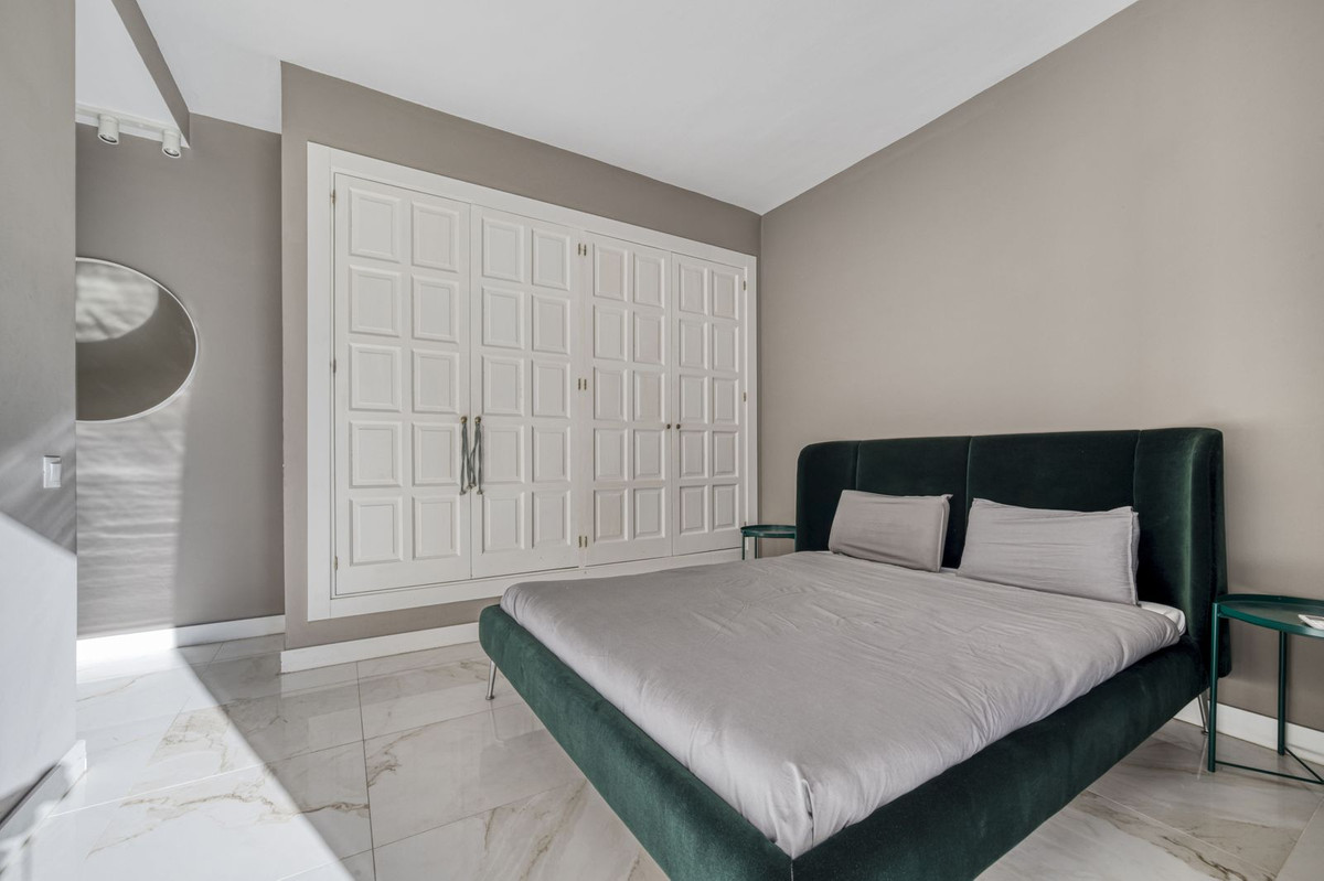Se vende Apartamento Planta Baja de 3 dormitorios en Costa Del Sol, Málaga, España