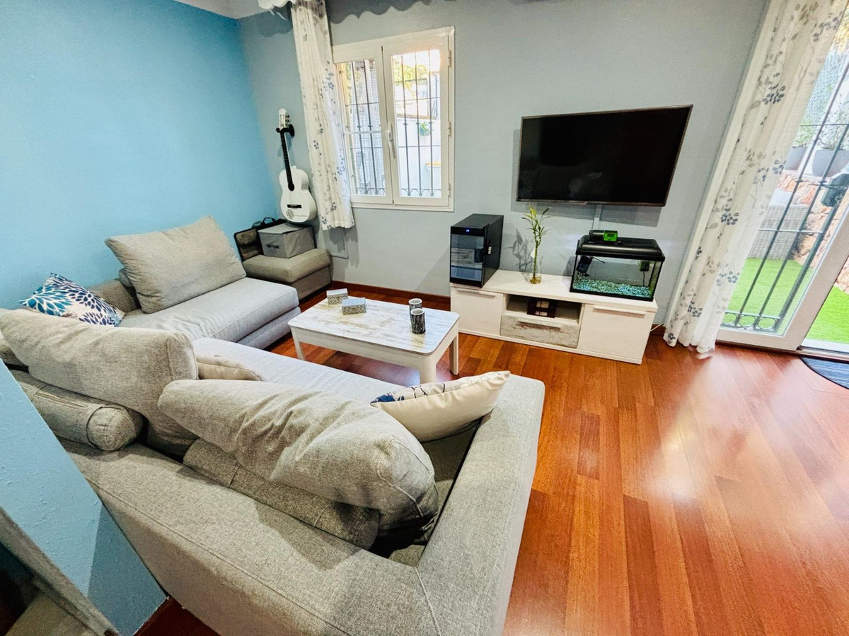 4 Bed Townhouse for sale in Arroyo De La Miel Costa Del Sol, Málaga, Spain
