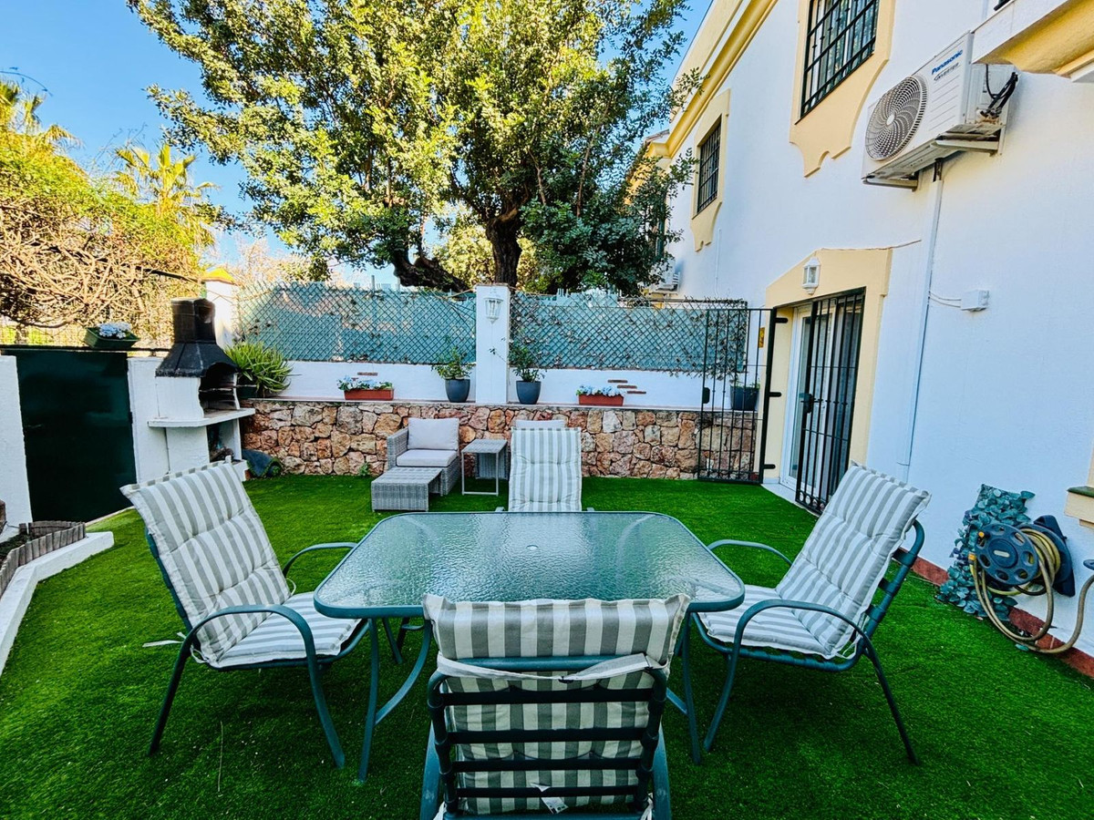 4 Bed Townhouse for sale in Arroyo De La Miel Costa Del Sol, Málaga, Spain
