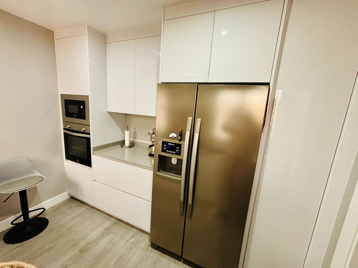 4 Bed Townhouse for sale in Arroyo De La Miel Costa Del Sol, Málaga, Spain